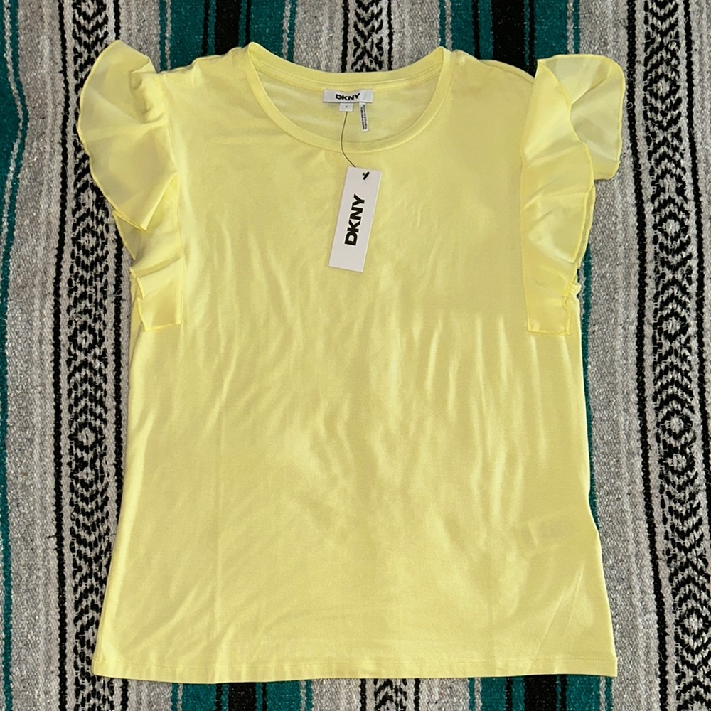 DKNY *NWT* Women's Lightweight Sleeveless Blouse with Ruffle Shoulders